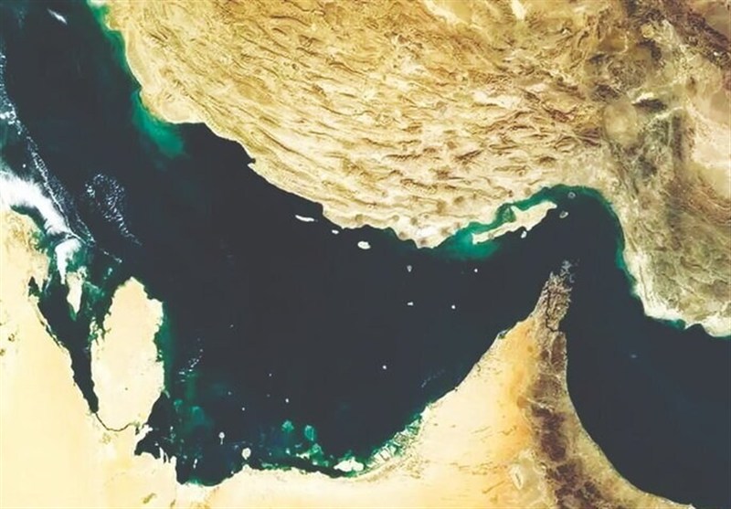 تنگه هرمز باز است؟ - تسنیم