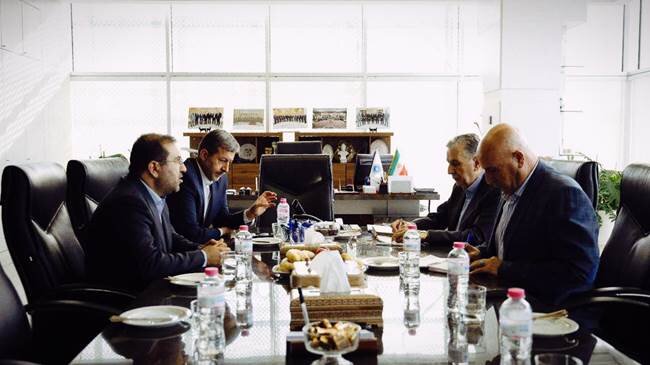 حمایت اتاق بازرگانی ایران از نمایشگاه ملی صنایع خلاق مانوین