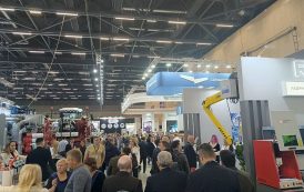 بازدید سفیر ایران از غرفه‌های ایرانی در نمایشگاه صنعتی اینوپروم در مینسک